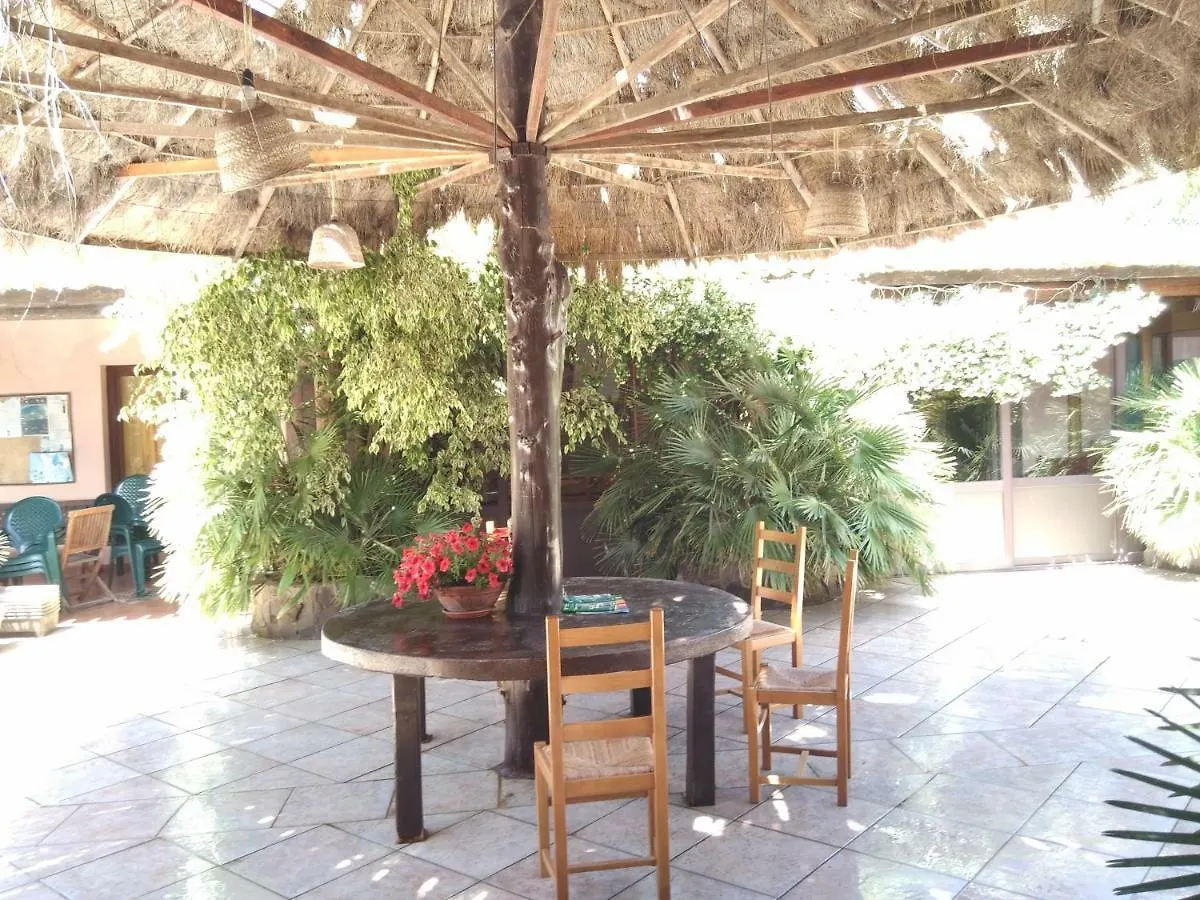 Vakantieboerderij Agriturismo La Mimosa Putzu Idu Italië